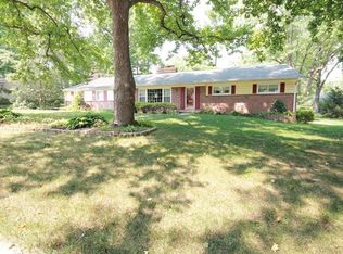 1027 Whitecliff Dr, Saint Louis, MO