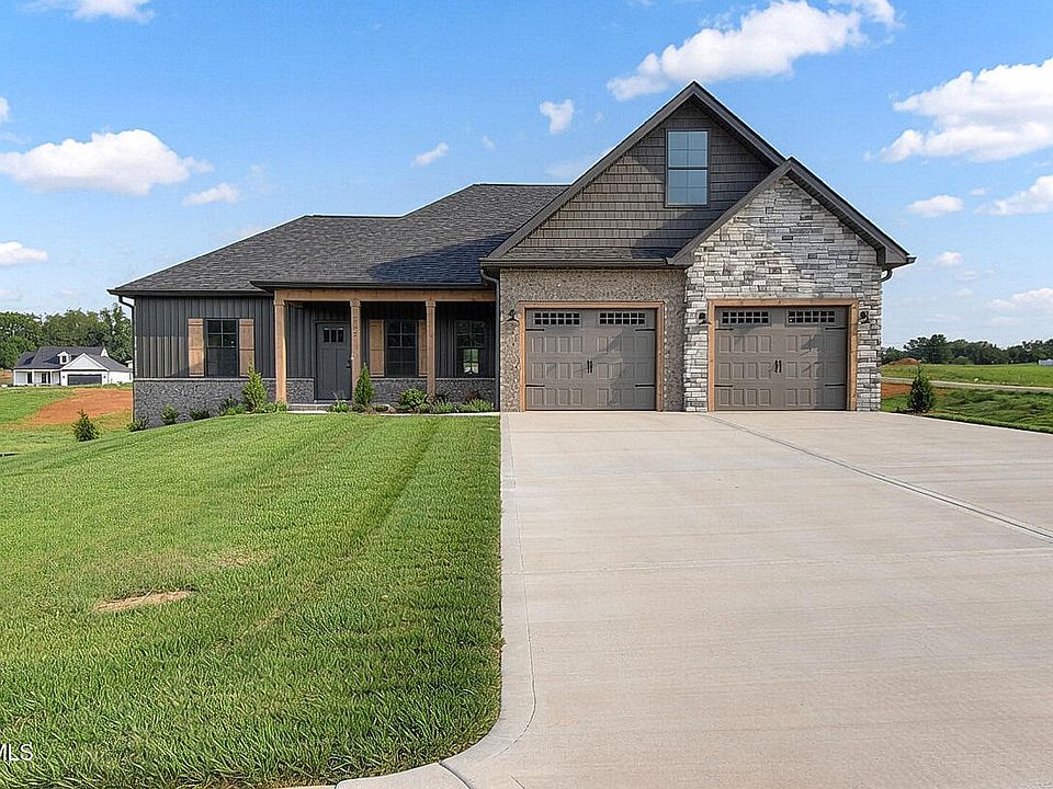 1st image of 548 Larkins Farm Dr