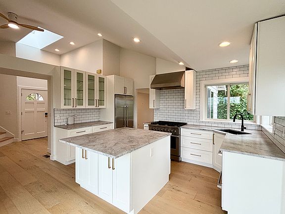 4th image of 17854 149th Ave NE