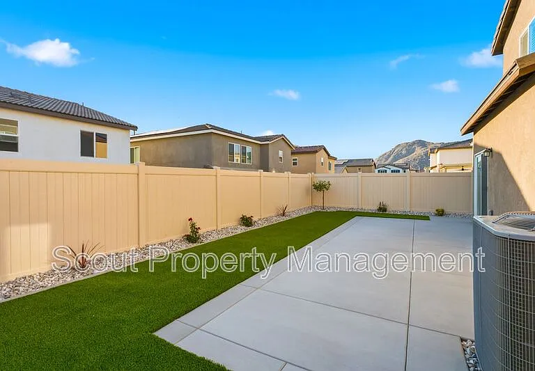 28841 Cutlass St — Photo 29