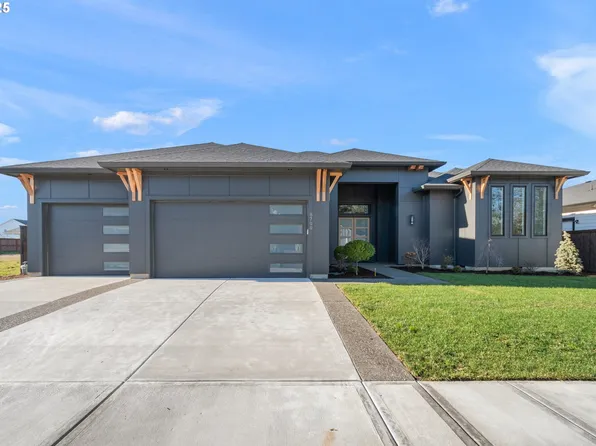 8700 NE 183rd Pl, Vancouver, WA 98682