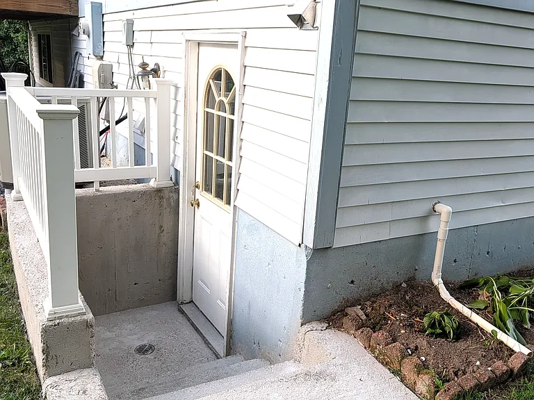 9404 Wrought Iron Ct — Photo 10