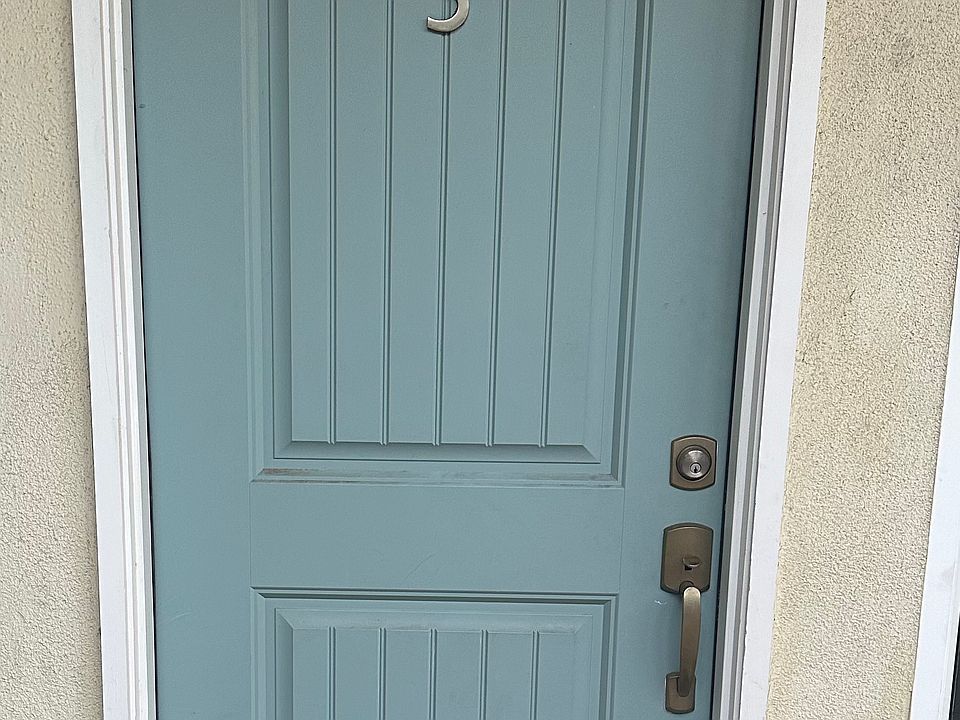 1st image of 815 Loma Ave APT 5