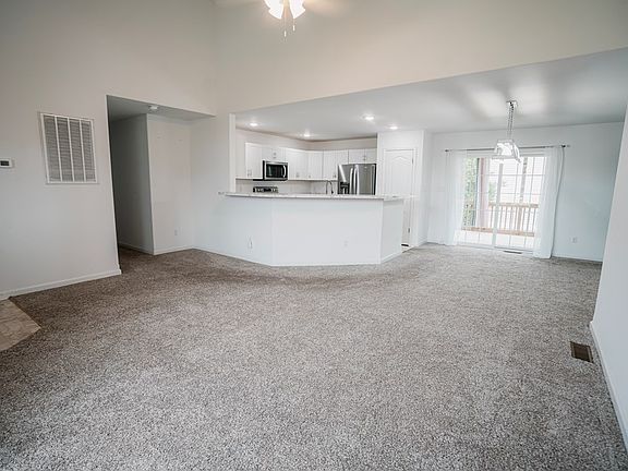 4th image of 2320 Yardarm Dr