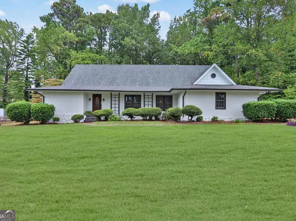 257 Regal Dr, Lawrenceville, GA 30046