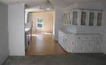 2nd image of 2894 Redwood St