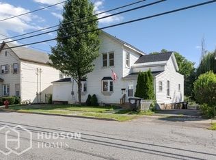 223 Saratoga Ave, Mechanicville, NY 12118