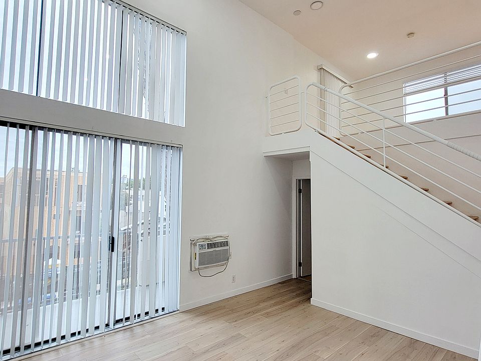Main view loft and lower balcony