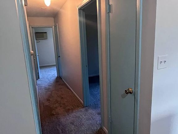 4th image of 16305 Laramie Ave #2S