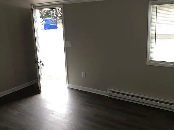 2nd image of 17 Tumbleweed Ln