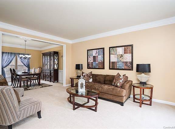 3rd image of 1106 Victoria Blake Ln