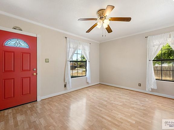 2nd image of 111 W Roosevelt Ave