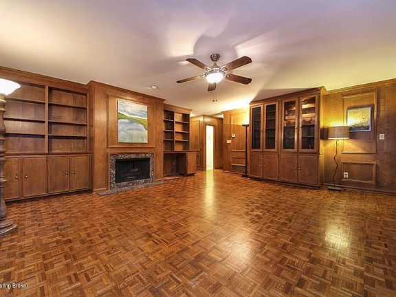 2nd image of 1600 Gardiner Ln APT 205B