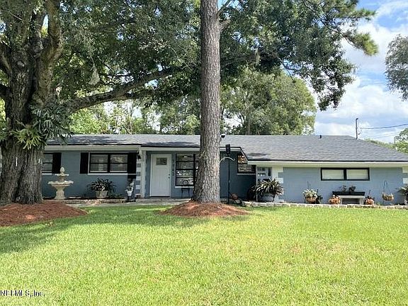 3rd image of 7963 Argentine Dr W
