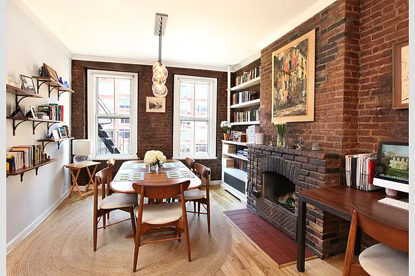 Sold by Stribling | media 12