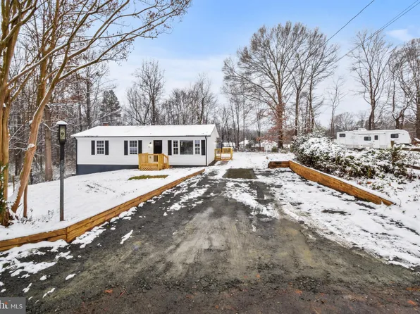50 Holmes Run Pl, Stanardsville, VA 22973