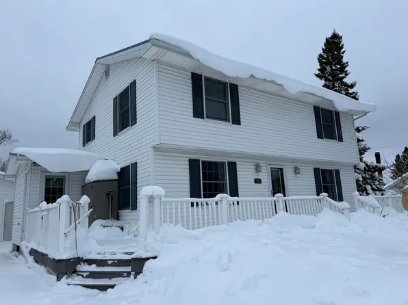 1904 Ryan Ave, Sault Sainte Marie, MI 49783