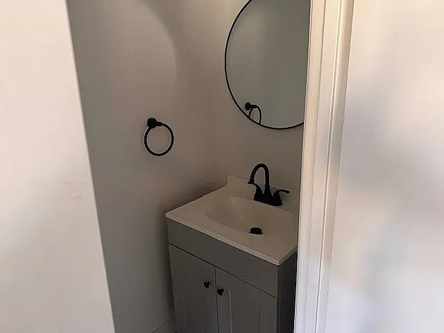Ground Level 1/2 Bathroom