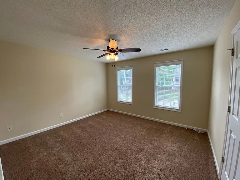 1305 Ujamaa Dr — Photo 21
