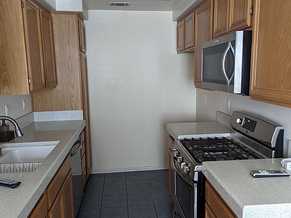 5th image of 21840 S Vermont Ave Unit 4