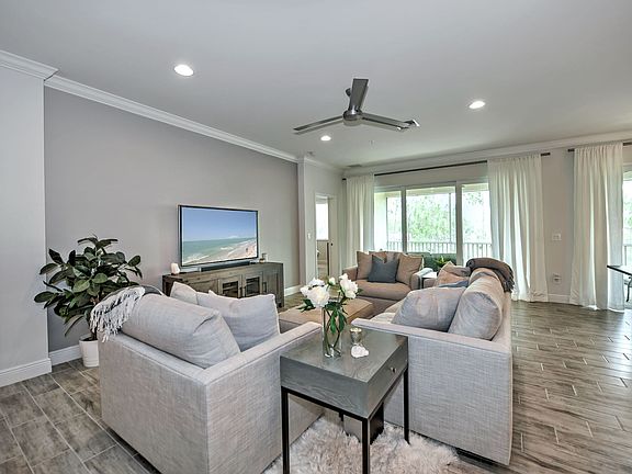 5th image of 6977 Avalon Cir Unit 1307