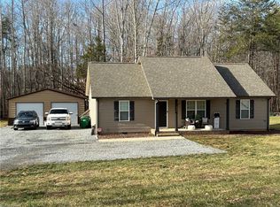 450 Price Farm Rd, Stokesdale, NC 27357