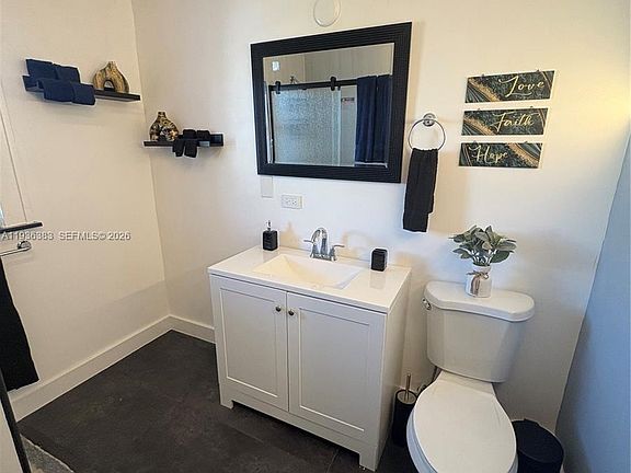 3rd image of 1901 SW 9th St #3