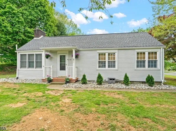 43 Washburn Ave, Washington Twp., NJ 07882