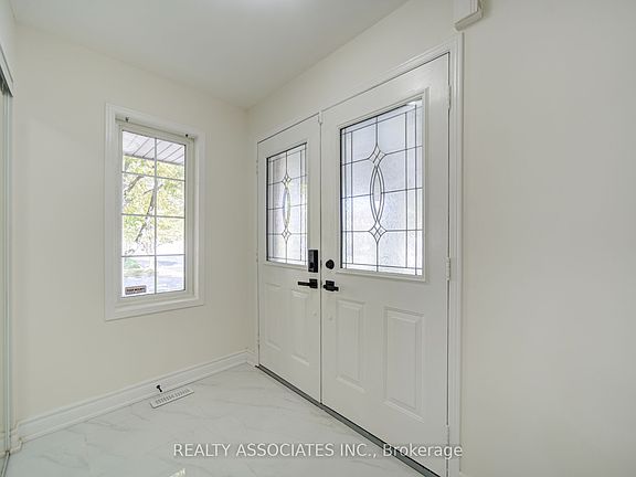 5th image of 71 Highhill Dr