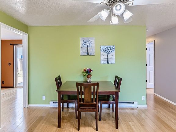 3rd image of 20820 SW Jay St