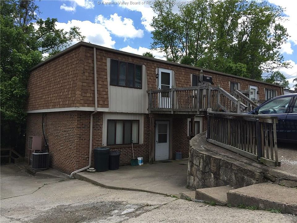 1st image of 904 Valley View Dr