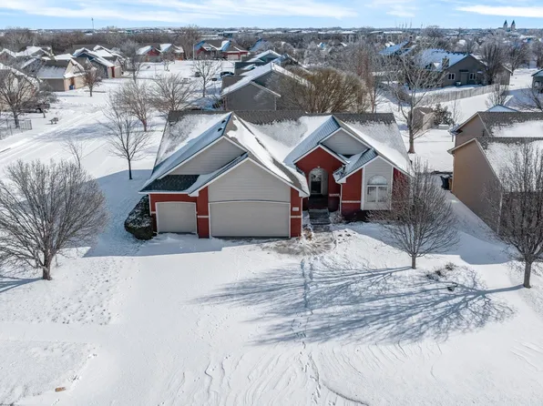 8003 W Havenhurst St, Wichita, KS 67205