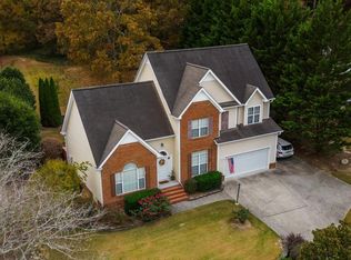 3217 Leona Dr, Rocky Face, GA 30740