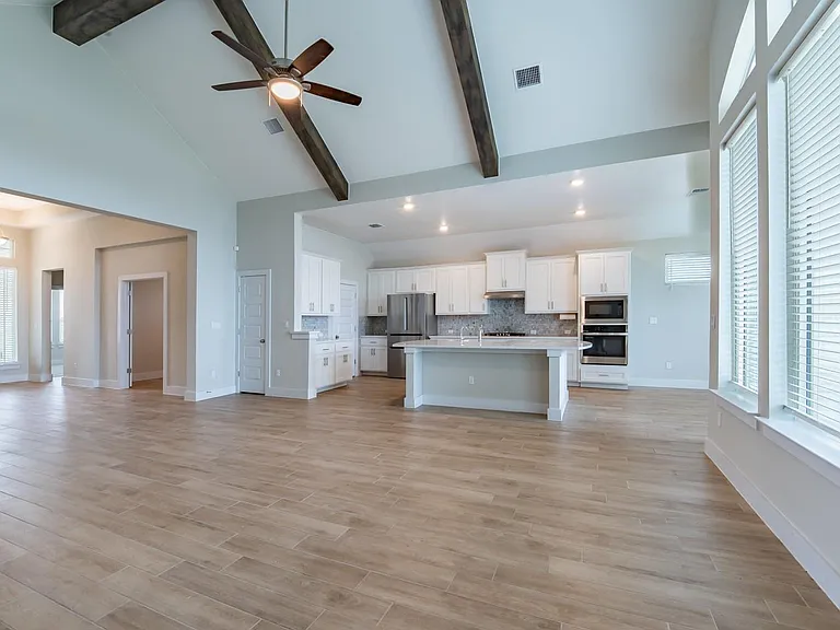 1012 Heartleaf Dr — Photo 3