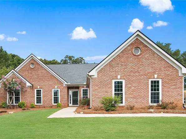 1835 Rising Mist Ln, Cumming, GA 30041