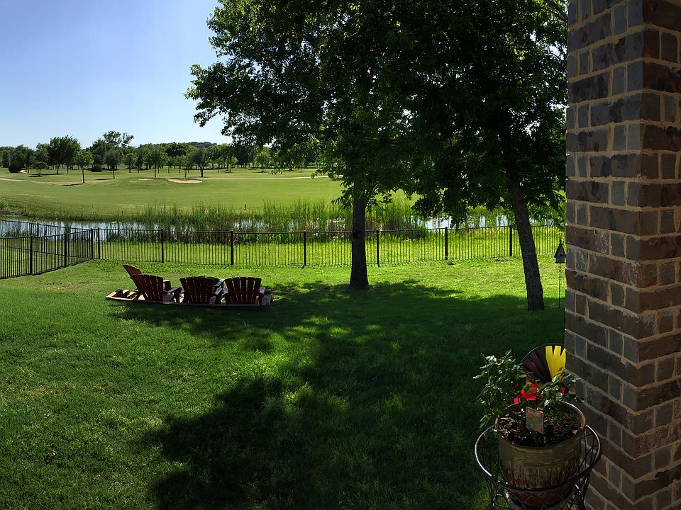 2nd image of 1033 Crown Valley Dr