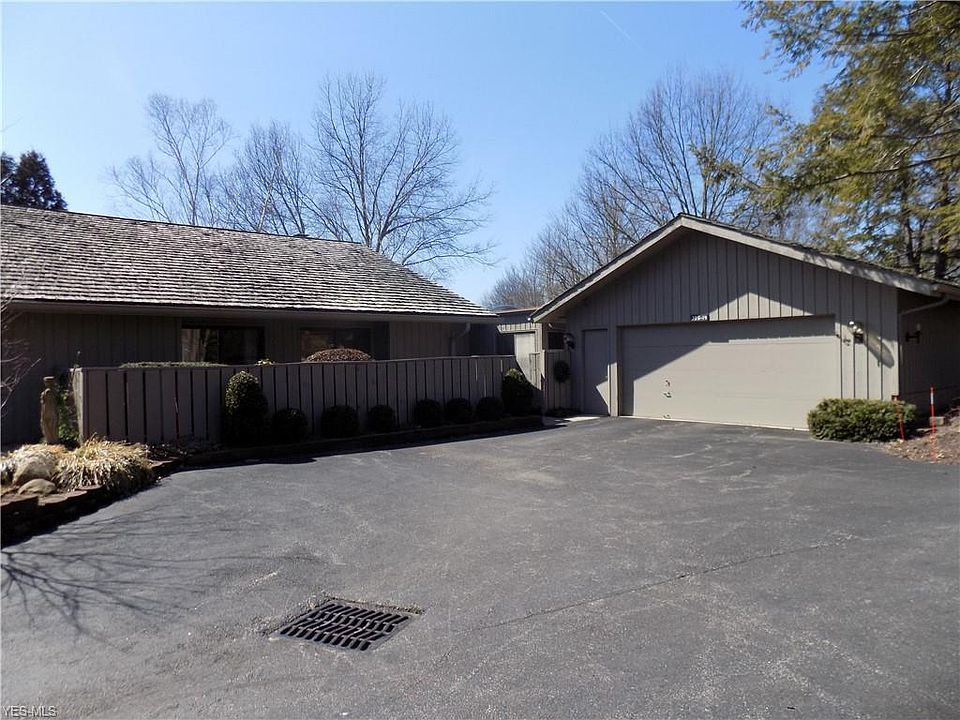 1st image of 705-14 Windward Dr