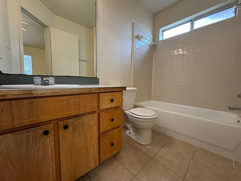 4508 Mattie Dr — Photo 11