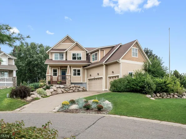 2651 Red Pine Cir E, Maplewood, MN 55119