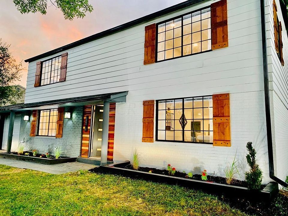 1st image of 3474 Saigon Dr