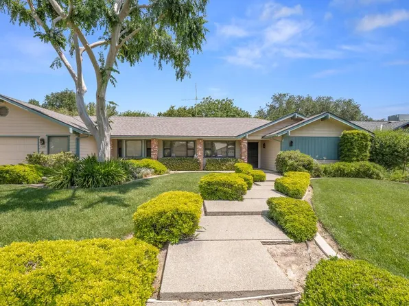 1201 Oxford Way, Hanford, CA 93230