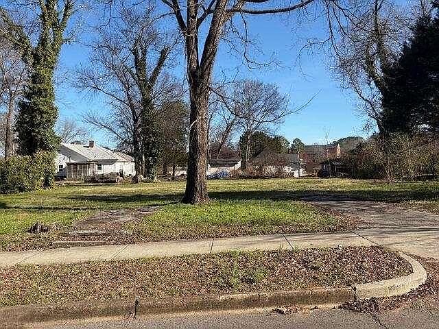 2nd image of 803/80 Maple Ave SW