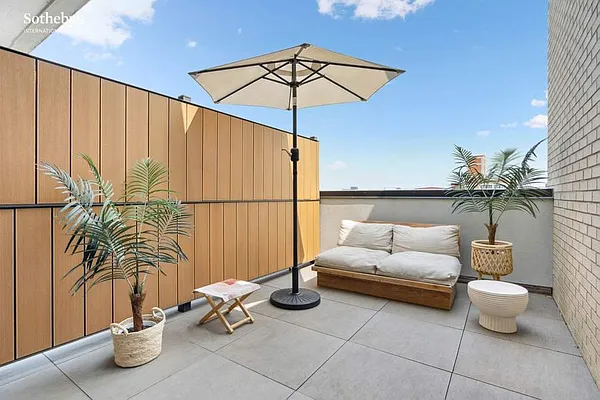 Rented by Sotheby's International Realty | media 16