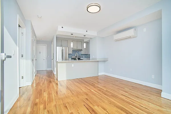 Rented by Compass | media 19