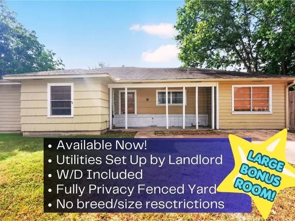 725 Mary Lake Dr, Bryan, TX 77802