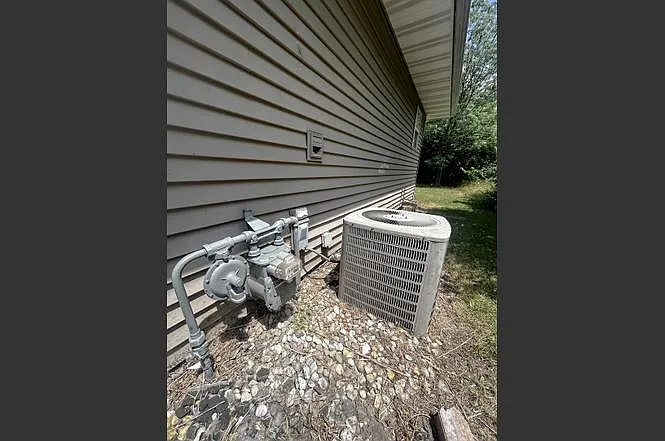 342 Tedmark Ave — Photo 6
