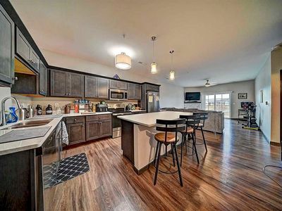 2869 Spring Rose Cir #207, Coralville, IA, 52241