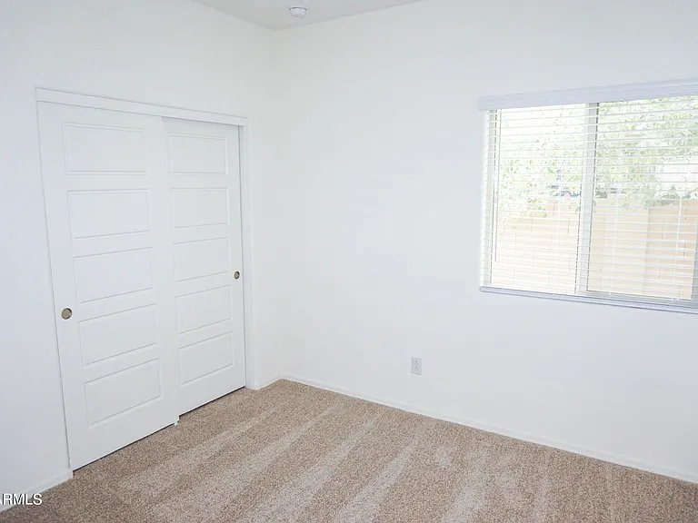 104 E Moonlight Trl — Photo 12