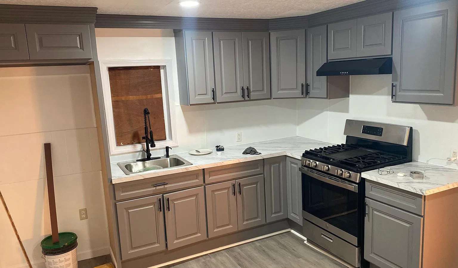 3 bed, 1000 sqft, $2,000 — Photo 1