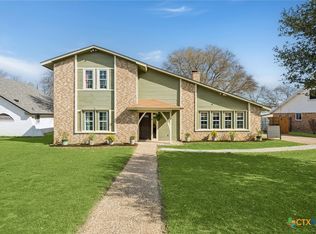 217 W Mockingbird Ln, Harker Heights, TX 76548